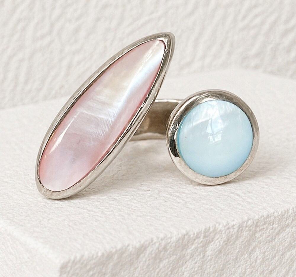 Vintage Modernist Sterling Silver Mother of Pearl Ring Pink Blue MOP Adjustable